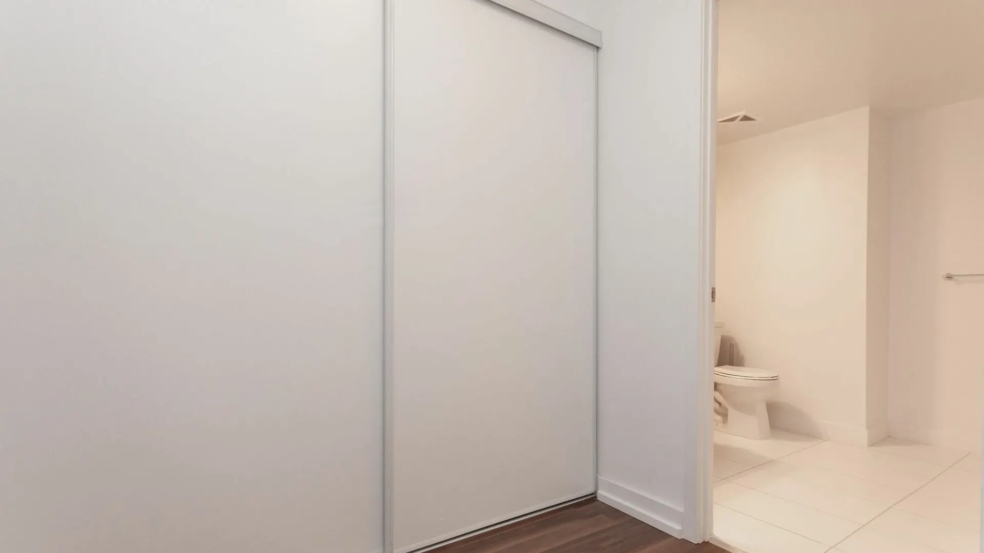 Applewood Suites - Condo Townhome Toronto 0*,